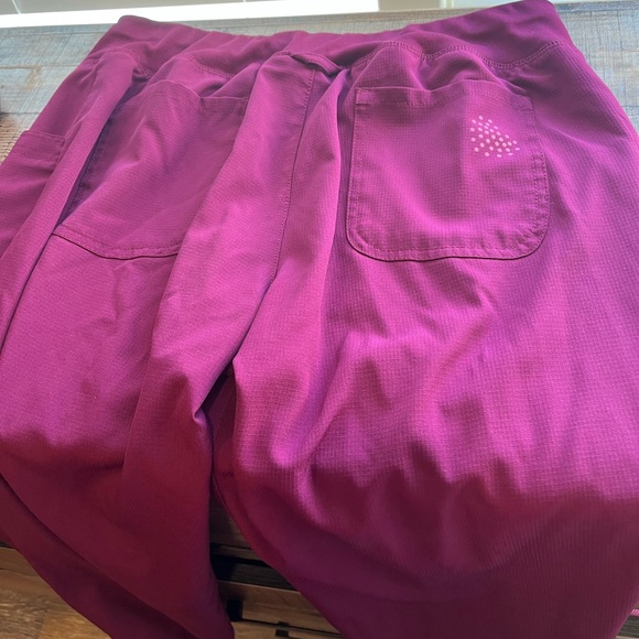 Jogger scrubs - Picture 4 of 4